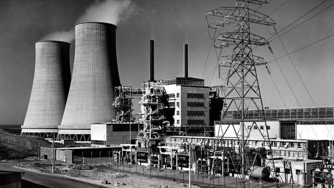 Centrale nucléaire de Calder Hall en 1956